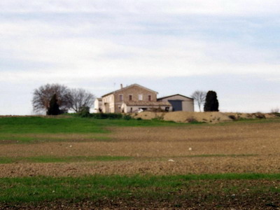 Farmhouses Marche - Front of the house.