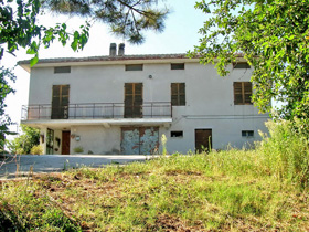 House Penna for sale in Le Marche Italy